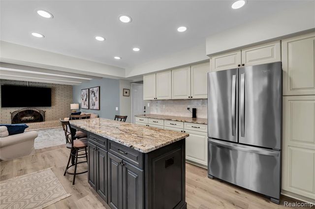 9447 Continental Drive, Taylor, MI 48180