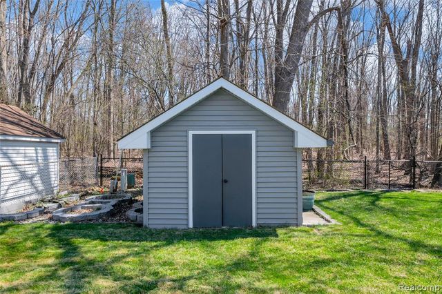 9447 Continental Drive, Taylor, MI 48180