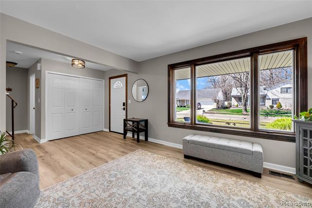 9447 Continental Drive, Taylor, MI 48180