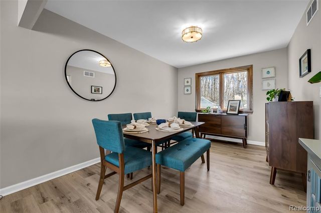 9447 Continental Drive, Taylor, MI 48180