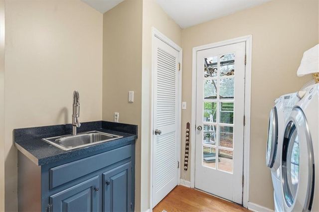 3560 Saxon Way, Marietta, GA 30062