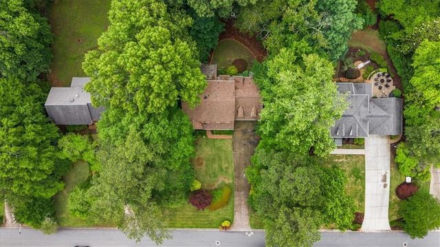 3560 Saxon Way, Marietta, GA 30062
