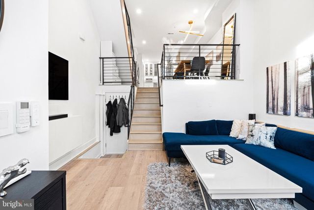 627 MCCLELLAN ST, Philadelphia, PA 19148