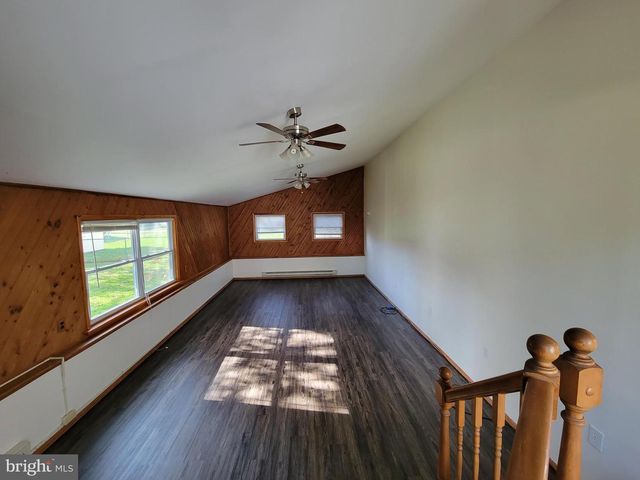 11 TOBIN CT, Willingboro, NJ 08046