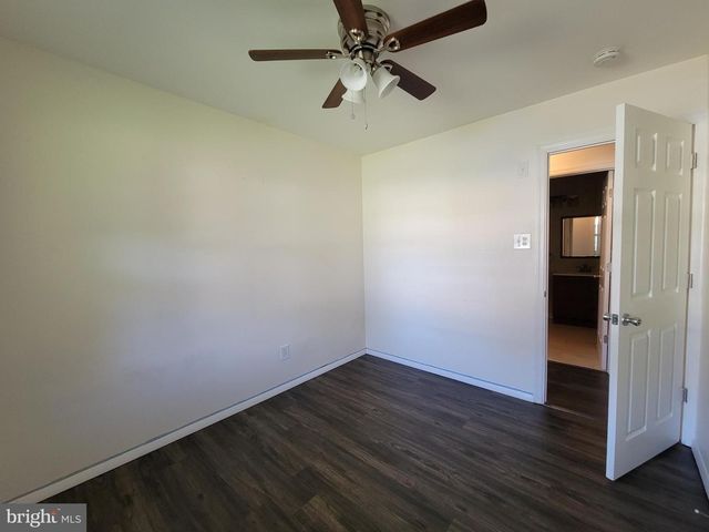 11 TOBIN CT, Willingboro, NJ 08046