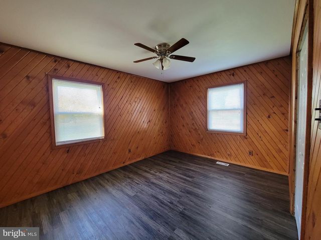 11 TOBIN CT, Willingboro, NJ 08046