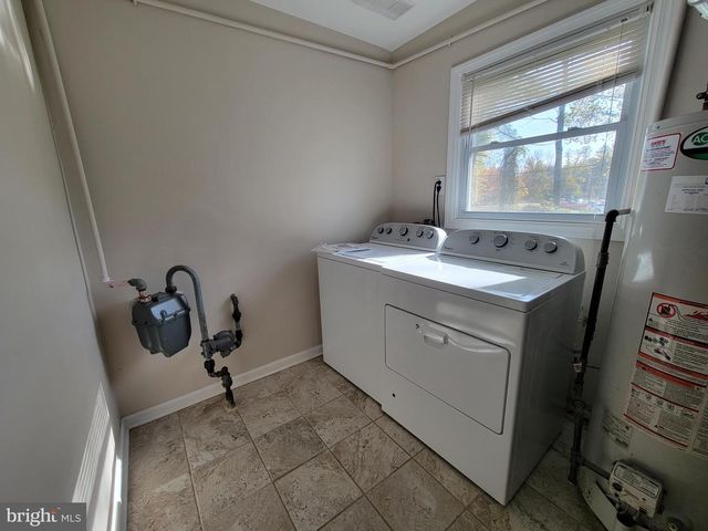 11 TOBIN CT, Willingboro, NJ 08046