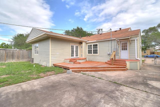 722 Ralston Ave, Corpus Christi, TX 78404