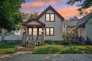 2923 W Cherry STREET #2923A, Milwaukee, WI 53208