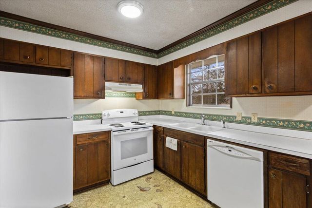 2151 SE Gregory Drive SE, Cleveland, TN 37323