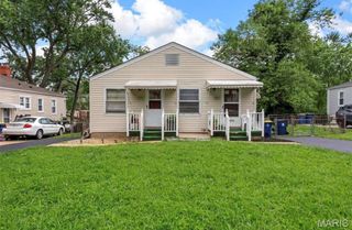 10554 Saint Michael Lane, St Ann, MO 63074