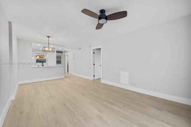1770 S Ocean Boulevard 403, Lauderdale-By-The-Sea # 403, Lauderdale By The Sea, FL 33062