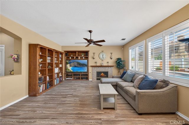 26110 Shady Brook, Murrieta, CA 92563