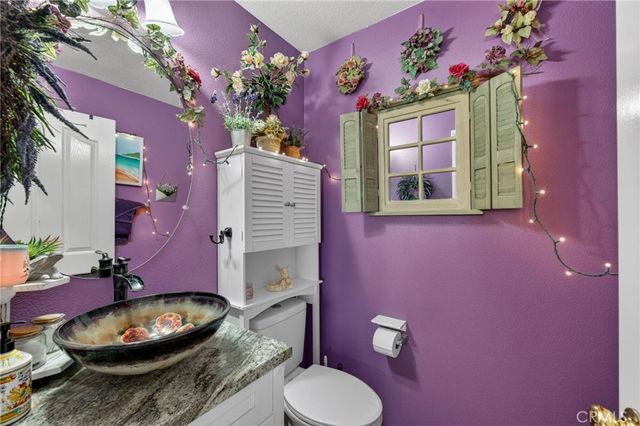 26110 Shady Brook, Murrieta, CA 92563