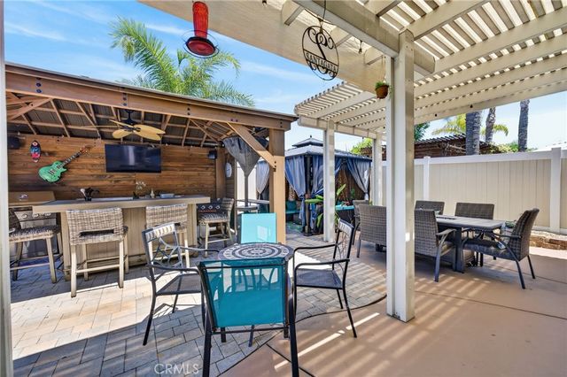 26110 Shady Brook, Murrieta, CA 92563