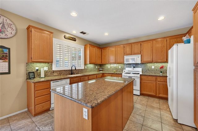 26110 Shady Brook, Murrieta, CA 92563