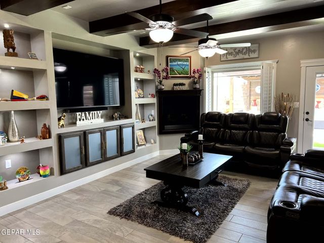 14231 Richard Wiles Avenue, El Paso, TX 79938