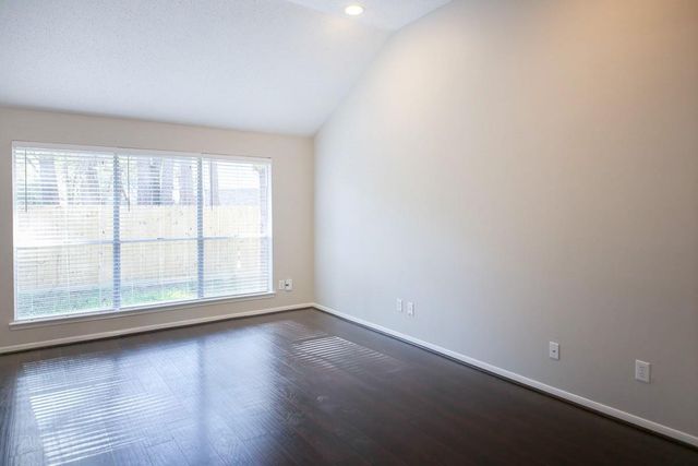 175 Sylvan Forest Drive, The Woodlands, TX 77381