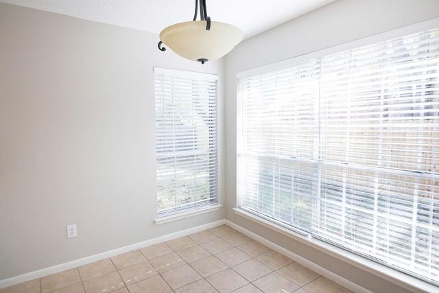 175 Sylvan Forest Drive, The Woodlands, TX 77381