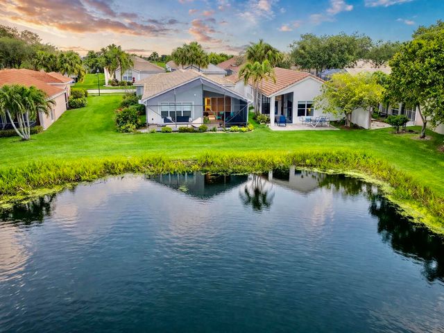 7463 W Mercada Way, Delray Beach, FL 33446