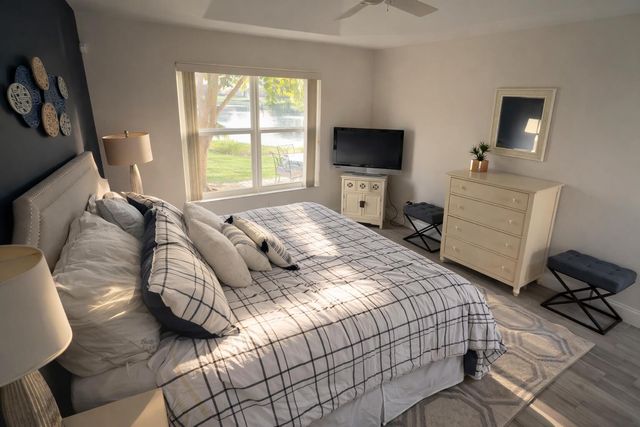 7463 W Mercada Way, Delray Beach, FL 33446