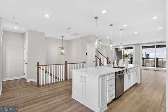 21791 EXPRESS TER, Ashburn, VA 20147