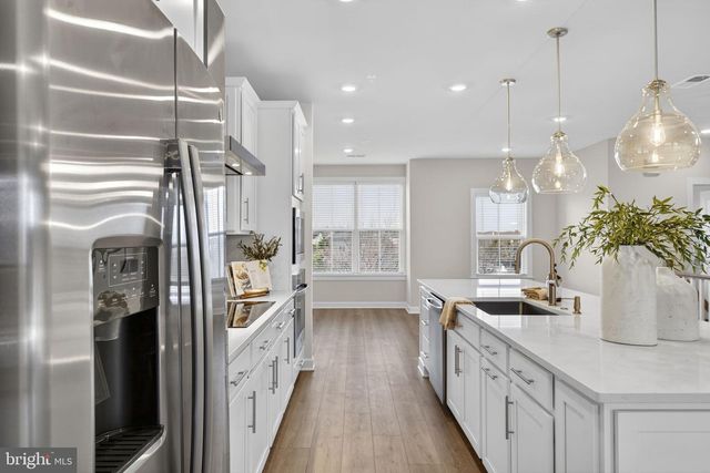 21791 EXPRESS TER, Ashburn, VA 20147