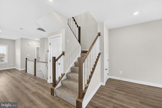 21791 EXPRESS TER, Ashburn, VA 20147