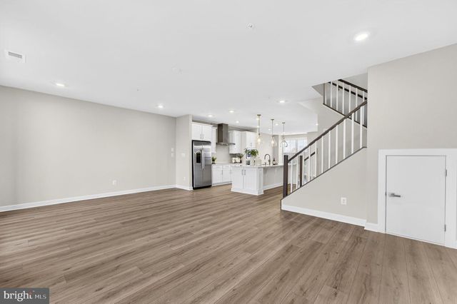 21791 EXPRESS TER, Ashburn, VA 20147