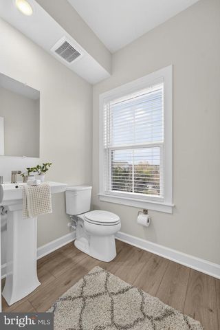 21791 EXPRESS TER, Ashburn, VA 20147