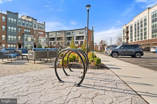 21791 EXPRESS TER, Ashburn, VA 20147