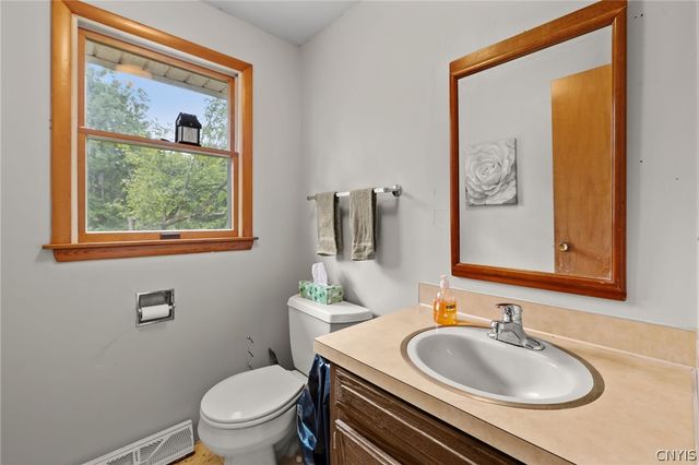 4824 Harris Road, Onondaga, NY 13215