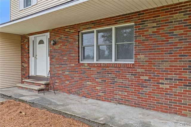 4824 Harris Road, Onondaga, NY 13215