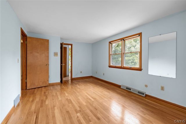 4824 Harris Road, Onondaga, NY 13215