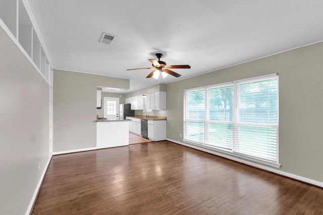 5330 Pagewood Lane, Houston, TX 77056