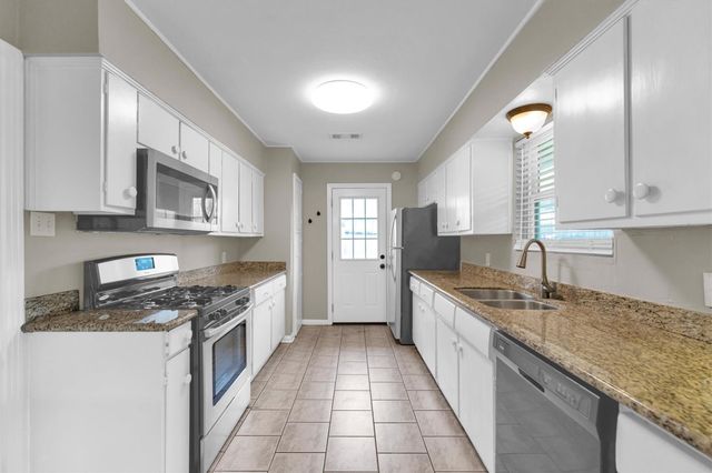 5330 Pagewood Lane, Houston, TX 77056