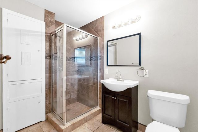 5330 Pagewood Lane, Houston, TX 77056