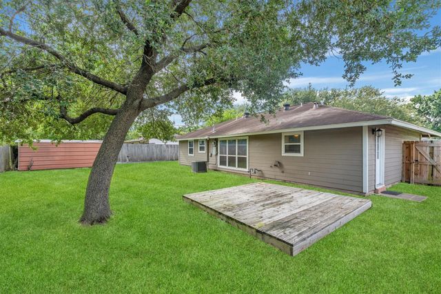 5330 Pagewood Lane, Houston, TX 77056