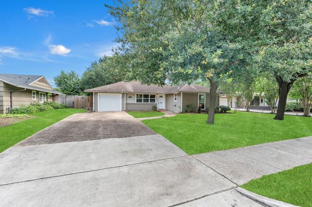 5330 Pagewood Lane, Houston, TX 77056