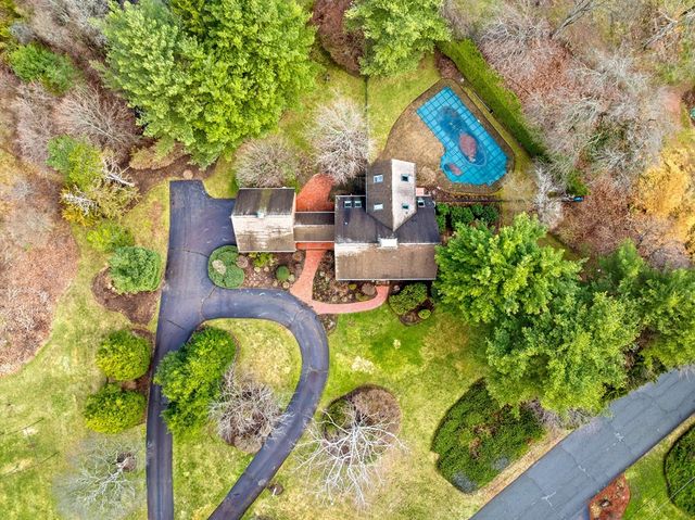 63 Farm Hill Rd., North Attleboro, MA 02760