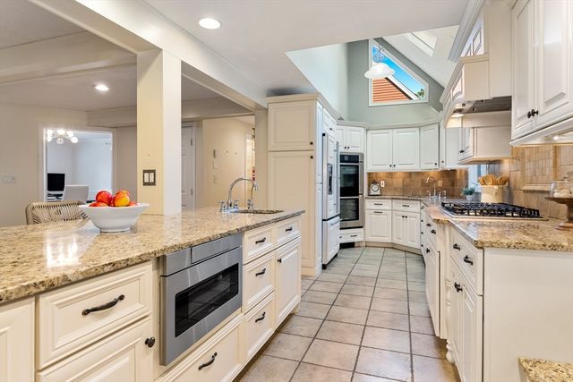 63 Farm Hill Rd., North Attleboro, MA 02760