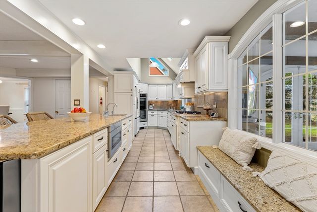 63 Farm Hill Rd., North Attleboro, MA 02760