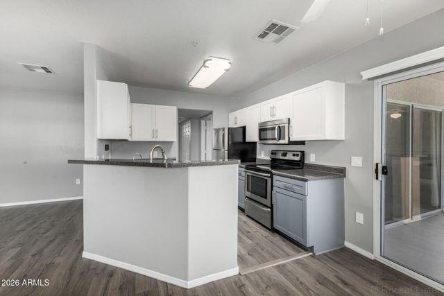 1295 N ASH Street 121, Gilbert, AZ 85233