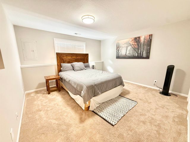 325 S Chippers Ct, Andover, KS 67002