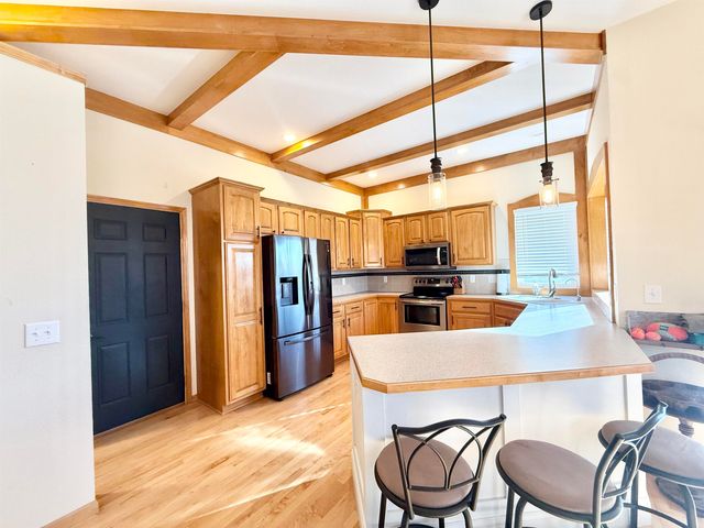 325 S Chippers Ct, Andover, KS 67002