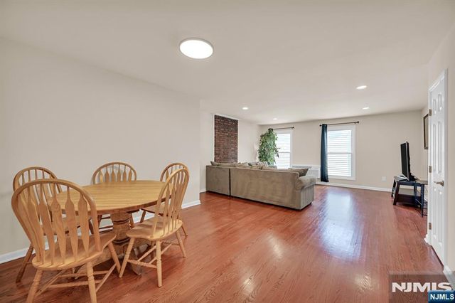 15 Forest 8, Montclair, NJ 07042