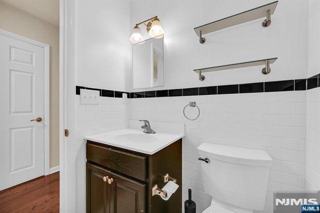 15 Forest 8, Montclair, NJ 07042