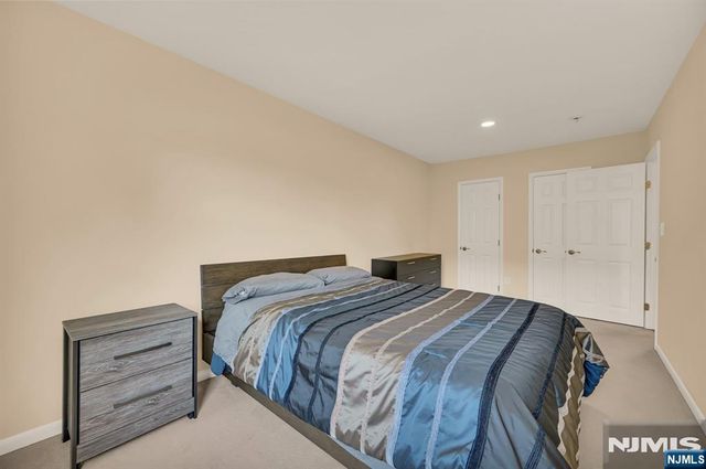 15 Forest 8, Montclair, NJ 07042