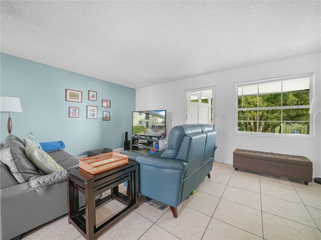 525 CONWAY ROAD 100, Orlando, FL 32807