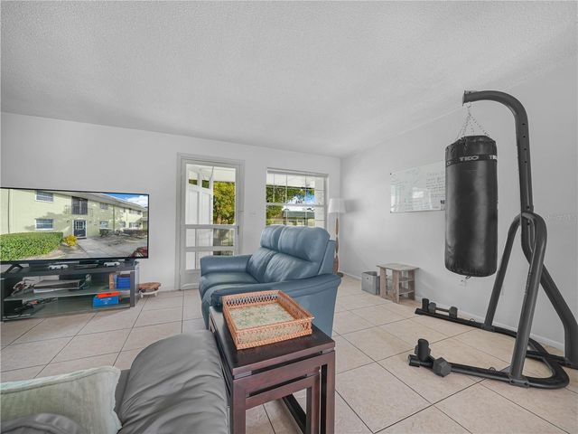 525 CONWAY ROAD 100, Orlando, FL 32807